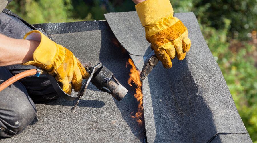 Professional New roof installation in Bladensburg, OH